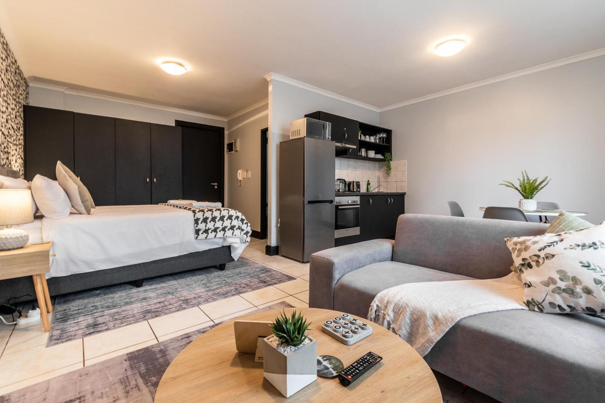 شقة The Square 135- Studio With Free Parking, Pool & Gym Access كيب تاون المظهر الخارجي الصورة
